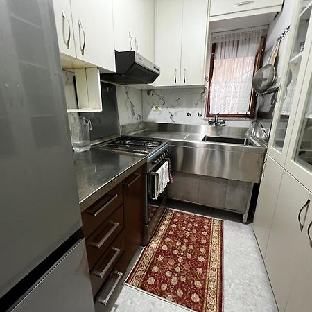 Boulevard Apartment Tirana Buitenkant foto