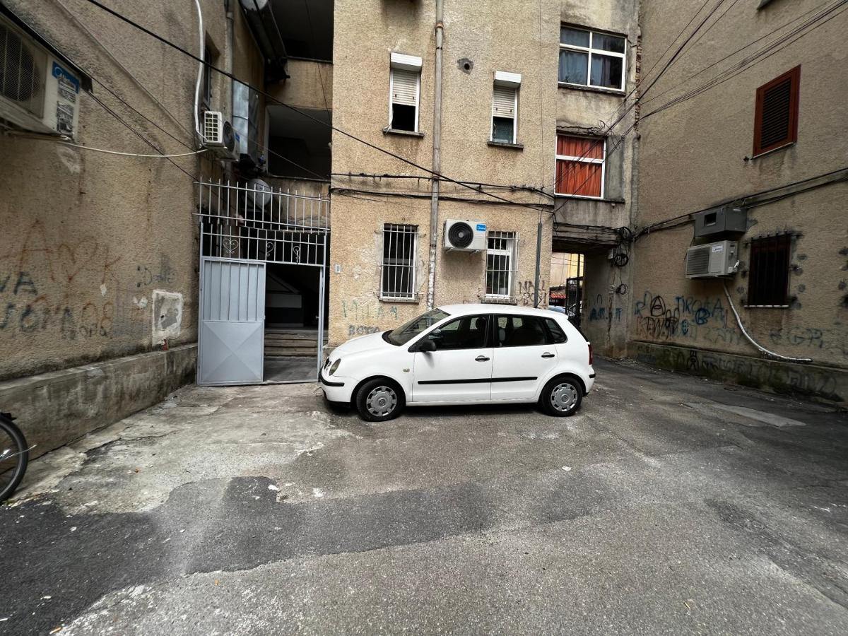 Boulevard Apartment Tirana Buitenkant foto