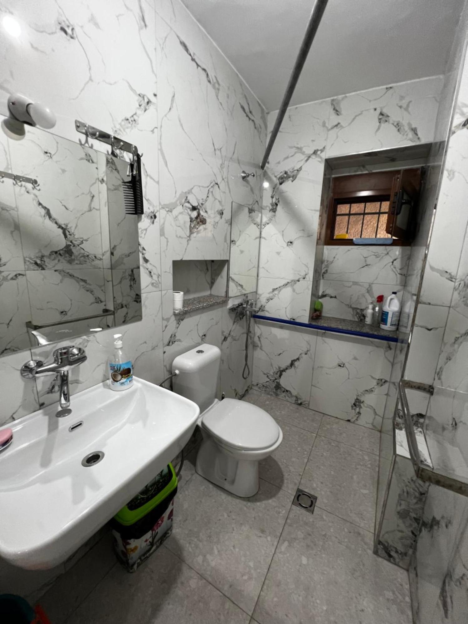 Boulevard Apartment Tirana Buitenkant foto